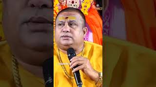 లక్ష్మీ దేవి ఎందుకు ఒకచోట స్థిరంగా ఉండదు?| Laxmi Devi | Siddhaguru #shorts