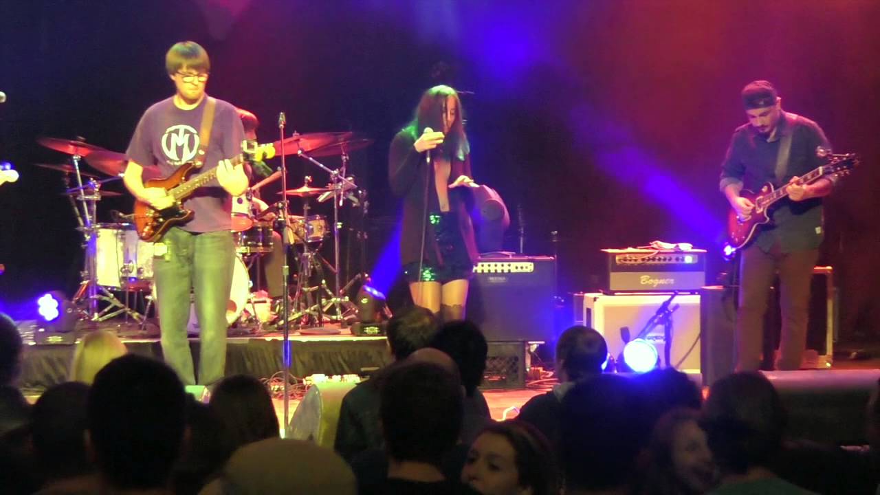 Bronson Rock feat. Mary Porzelt - Magic Man (Heart Cover) 11/27/2015