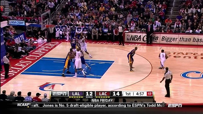 VIDEO: Kobe Bryant chews jersey, crosses up Matt Barnes 