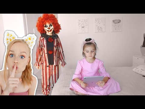 creepy-clown-prank-on-little-sister