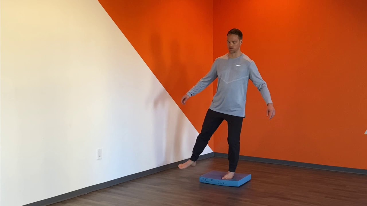 Airex Pad Eyes Closed SingleLeg Lateral Balance YouTube