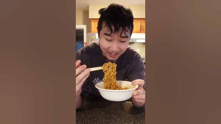 I used ALL the Mi Goreng sauce packs on ONE NOODLE - DayDayNews