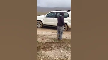 تحزم تحزم ننصاهم ننصاهم 