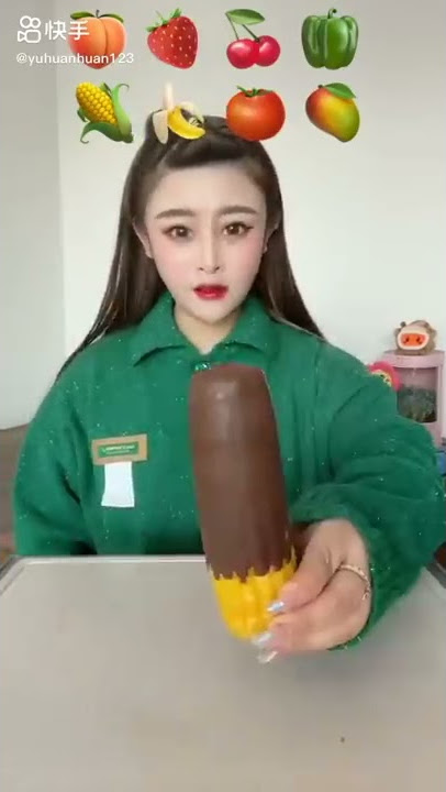 EMOJI EATING CHALLENGE, dip in chocolate | #asmr  #kawaiieatingasmr #food  #shorts