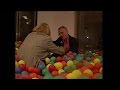 Ingvar Kamprad badade i bollhavet då han blev 70 - nu fyller han 90 - Nyheterna (TV4)