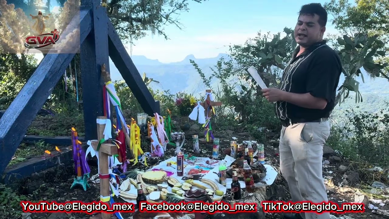 Presento unas familias en la ofrenda de inicio del Año 2026