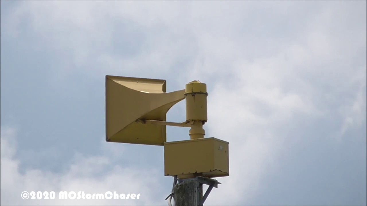 Federal Signal Thunderbolt 1000 Storm Siren Test Higbee, MO 5/6/20