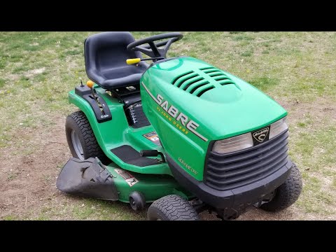 Βίντεο: Πώς αλλάζετε το λάδι σε ένα John Deere Sabre;