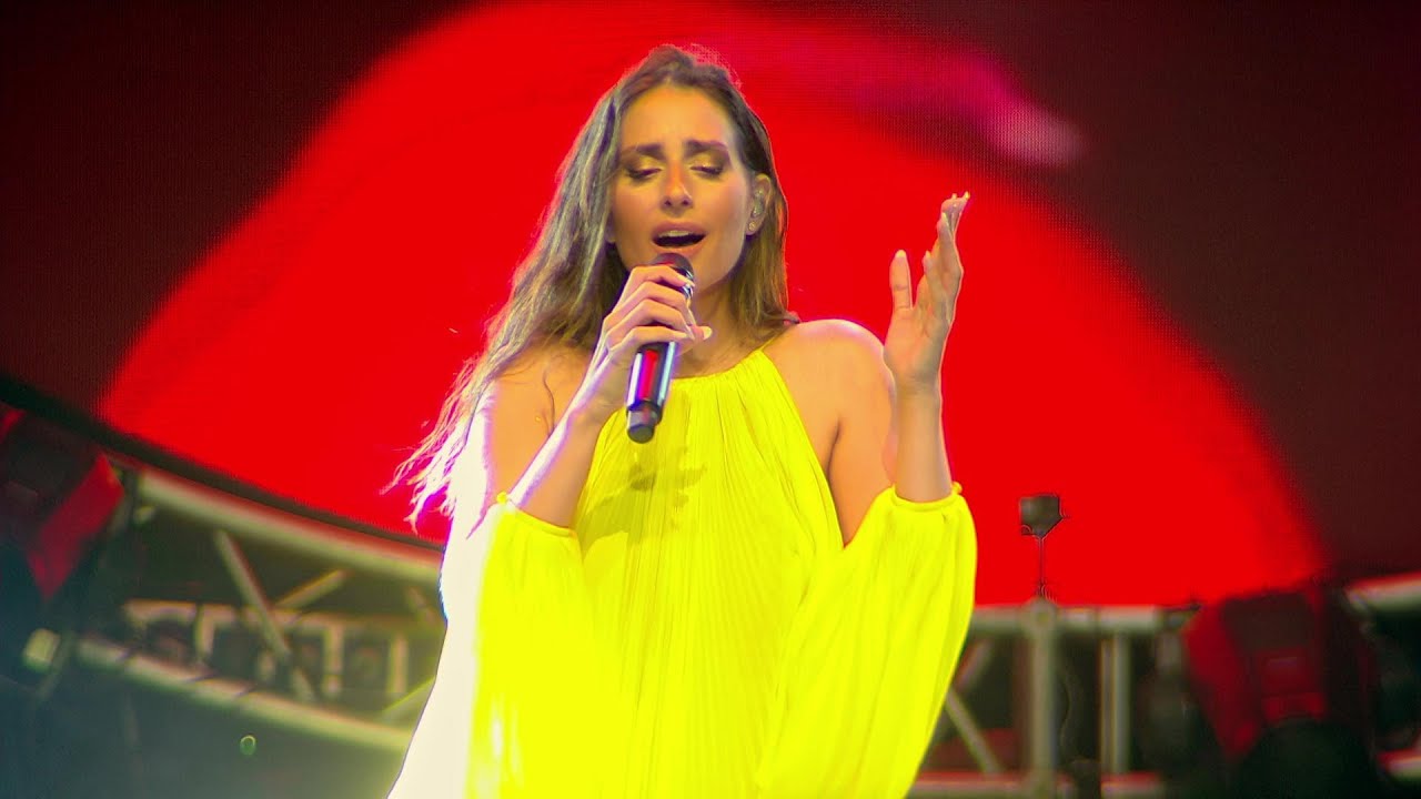 Hiba Tawaji - Mon Amie La Rose (from Baad Sneen Concert - Live in Byblos)