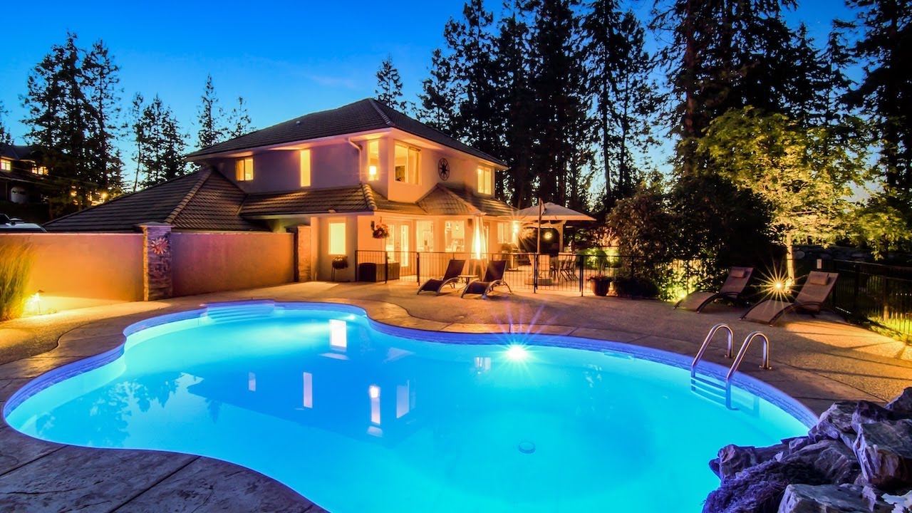 Poolside Paradise with Legal Suite in South East Kelowna! 4163 Mahonia