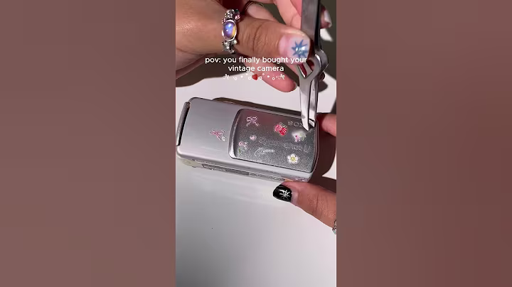 Literally better than your iphone 18 💋#digitalcamera #digicam #vintage #retro #sony