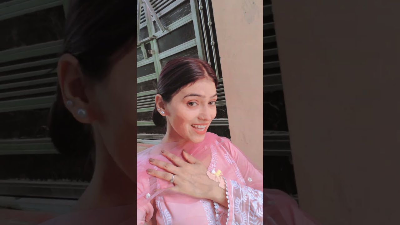 Ghadi Katti Nahin Intezar Ki Viral Song Girls