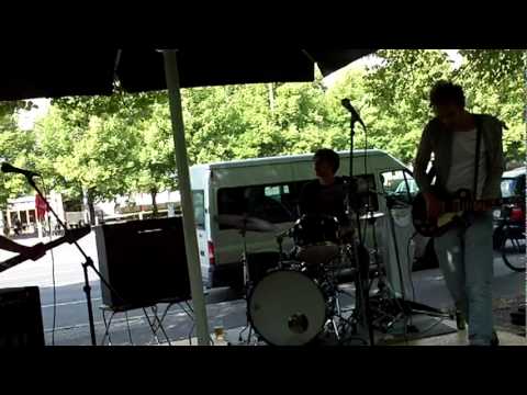 I DO NOT KNOW / LIVE / KÖNIGIN DER LÖWEN