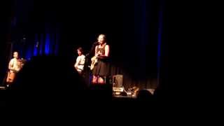 2013 11 11 STADTSAAL SAMT UNTERGRUND  Wien Vienna    Scout Niblett  Part3   Can´t Fool me Now