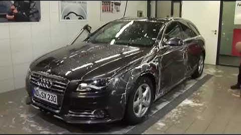 Nước rửa xe đậm đặc Sonax Gloss Shampoo