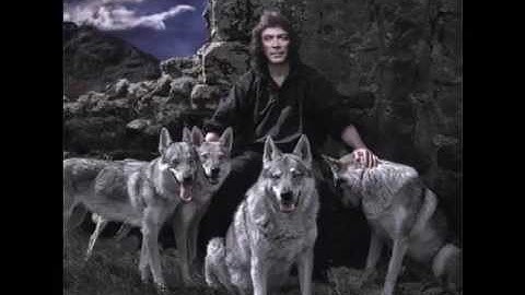 Steve Hackett - Love Song to a Vampire (New Album 2015) - Wolflight