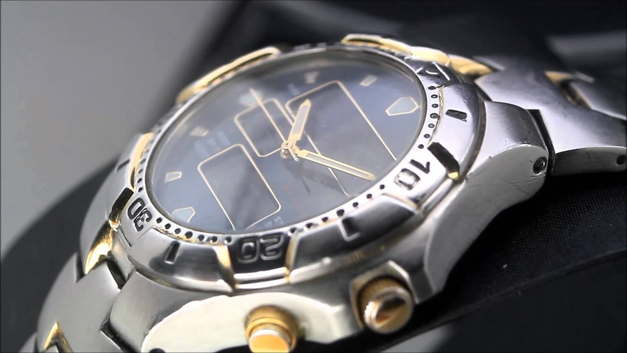 accurist world timer