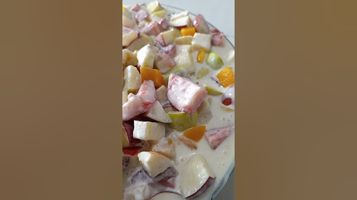 Super creamy and easy-to-prepare Christmas apple salad