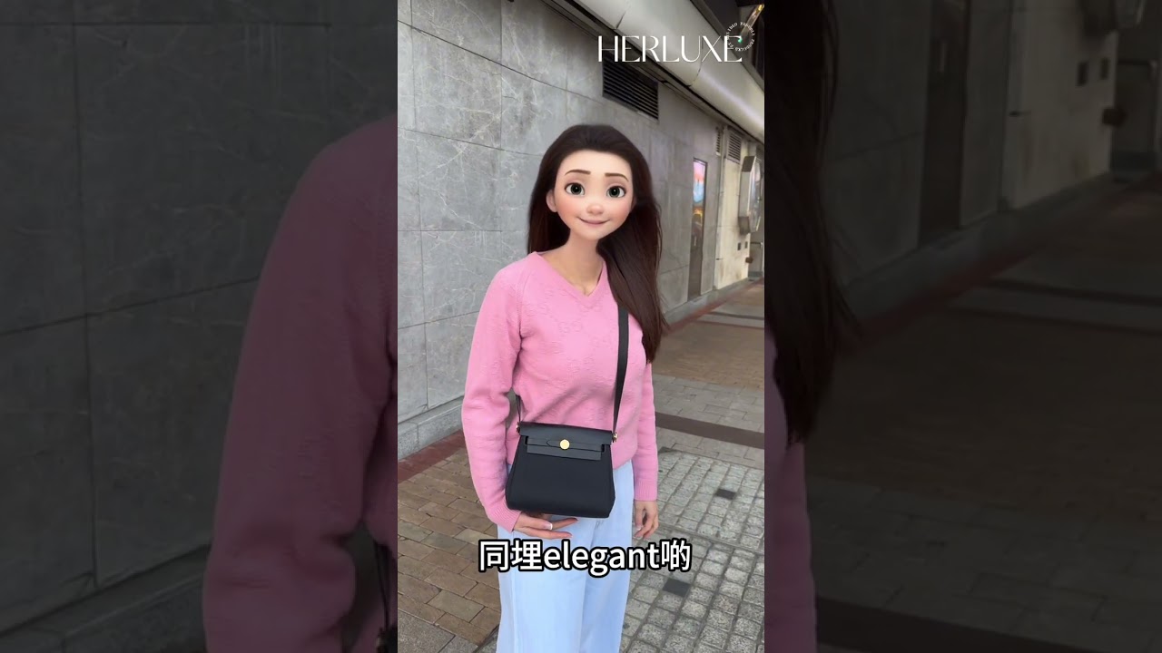 新款Herbag mini🖤 美女同事展示比大家睇 實物容量同每隻靚色嘅特點👍🏼 快d來睇睇你想要邊隻😍