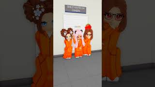 don't you wanna dance officers...🤭😅#robloxshorts #roblox