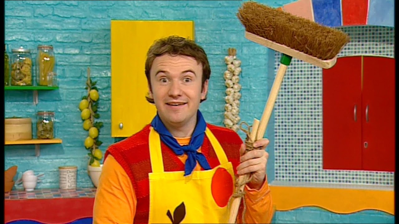 Big Cook Little Cook. Cinderella. Full Episode - YouTube