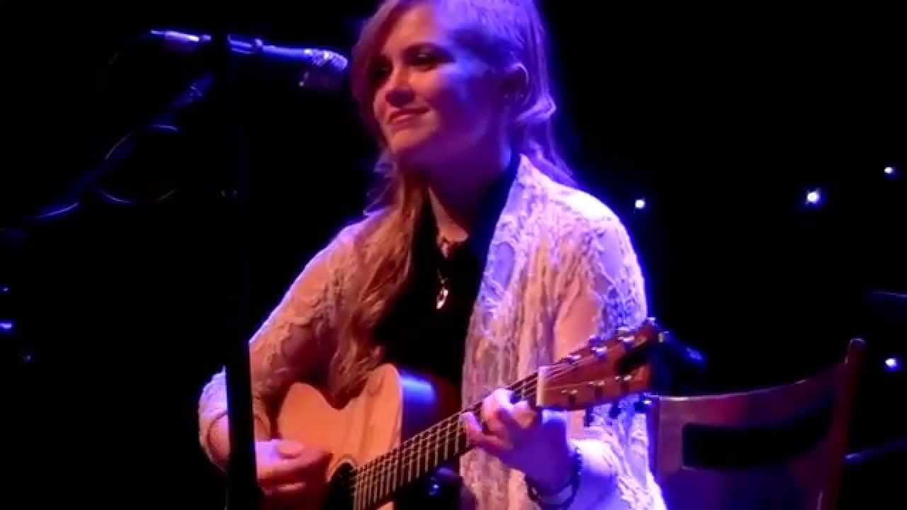 Julia Autumn Ford Infinity Hall December 28, 2014
