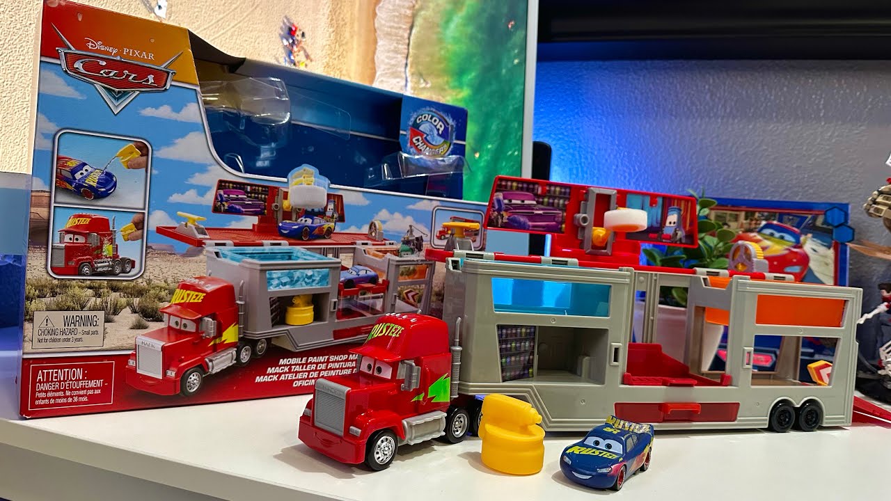 Mattel Disney Pixar Cars Transforming Truck & Toy Car Playset, Color  Changers Paint Shop Mack with Detachable Cab, Color Change Lightning  McQueen 