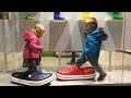 ★ Прикол. Меряем Гигантские Кроксы в Магазине Crocs в Киеве 크록스 #FindYourFun 캠페인 Giant Crocs