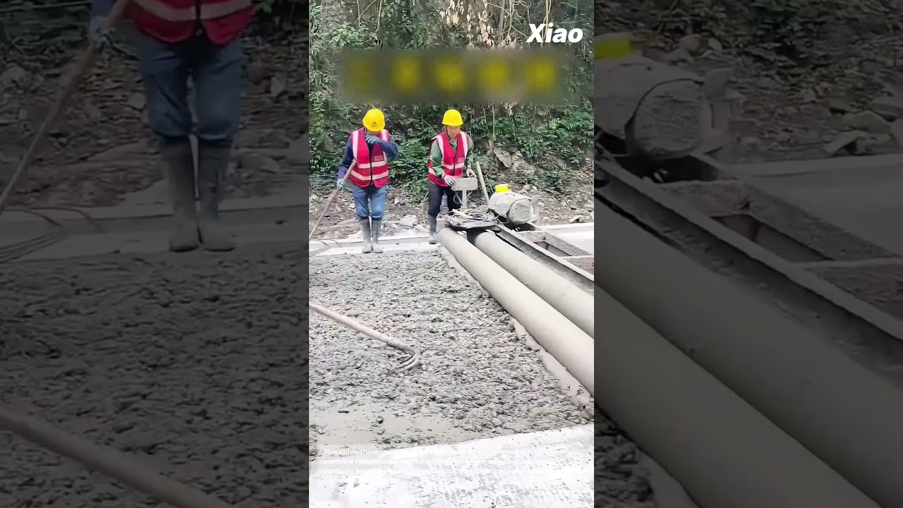 Concrete Road Screeding & Vibration Techniques: Concrete Roller Screed Machine in Precision