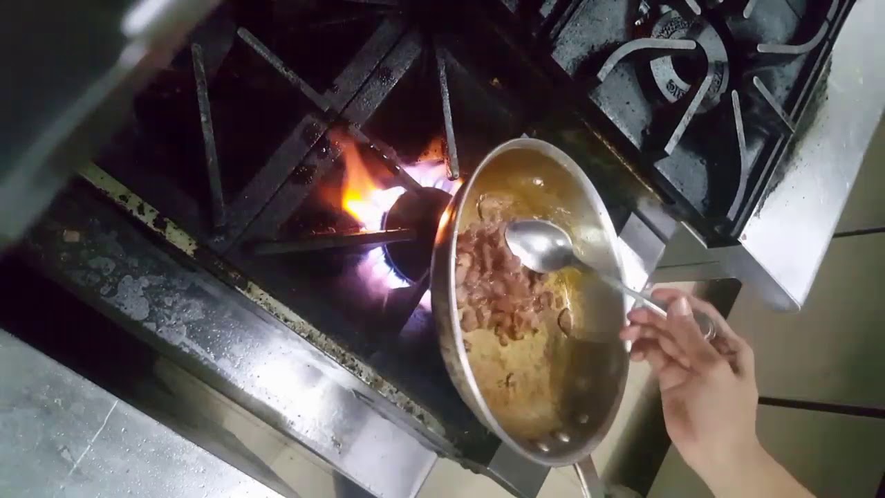 How to make a simple classic carbonara 