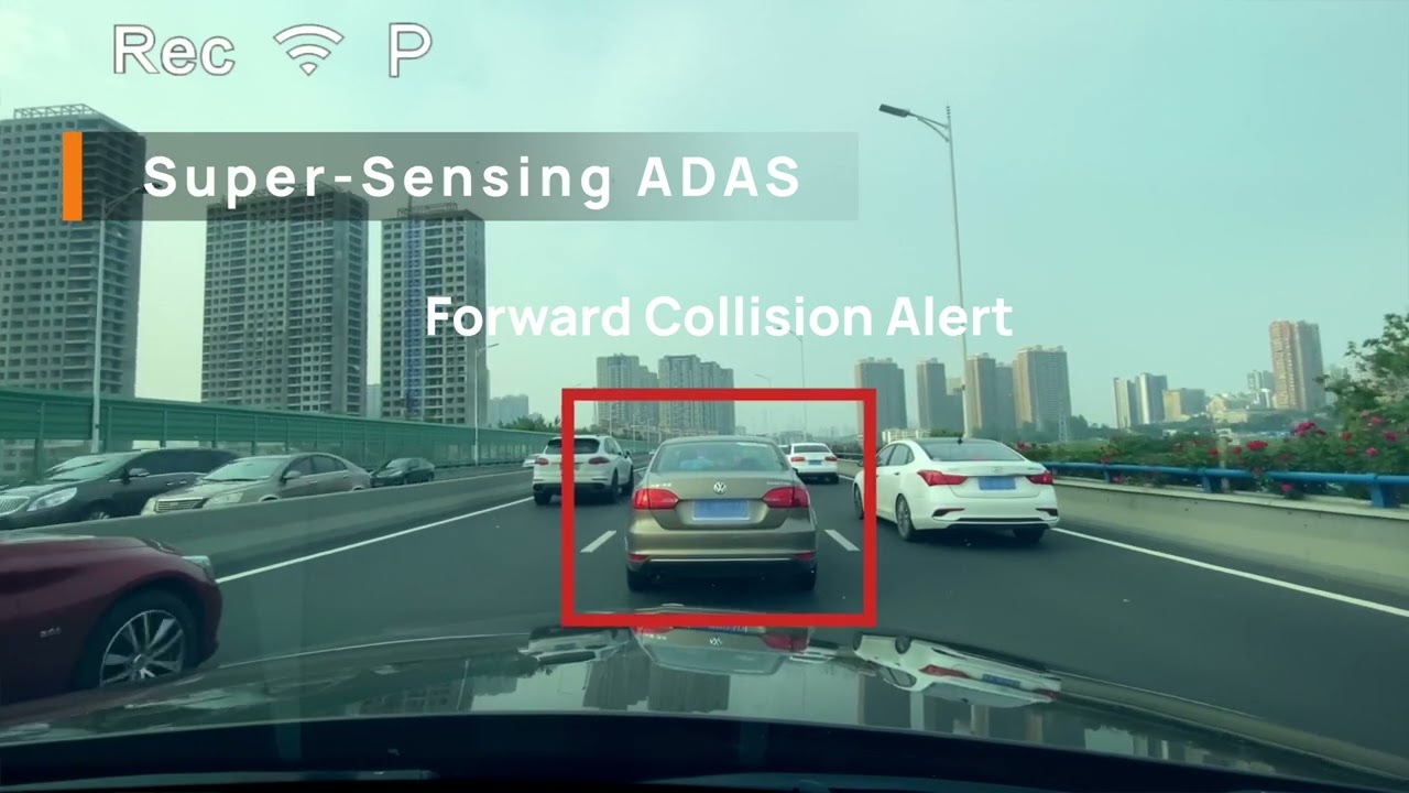 Ảnh bìa video 70mai A800SE: cảnh báo va chạm ADAS khoanh đỏ xe phía trước trên đường cao tốc