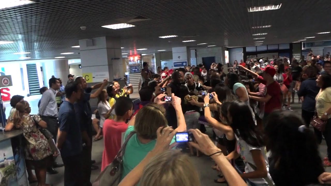 Rebeldes no aeroporto de Salvador - 13/10/12