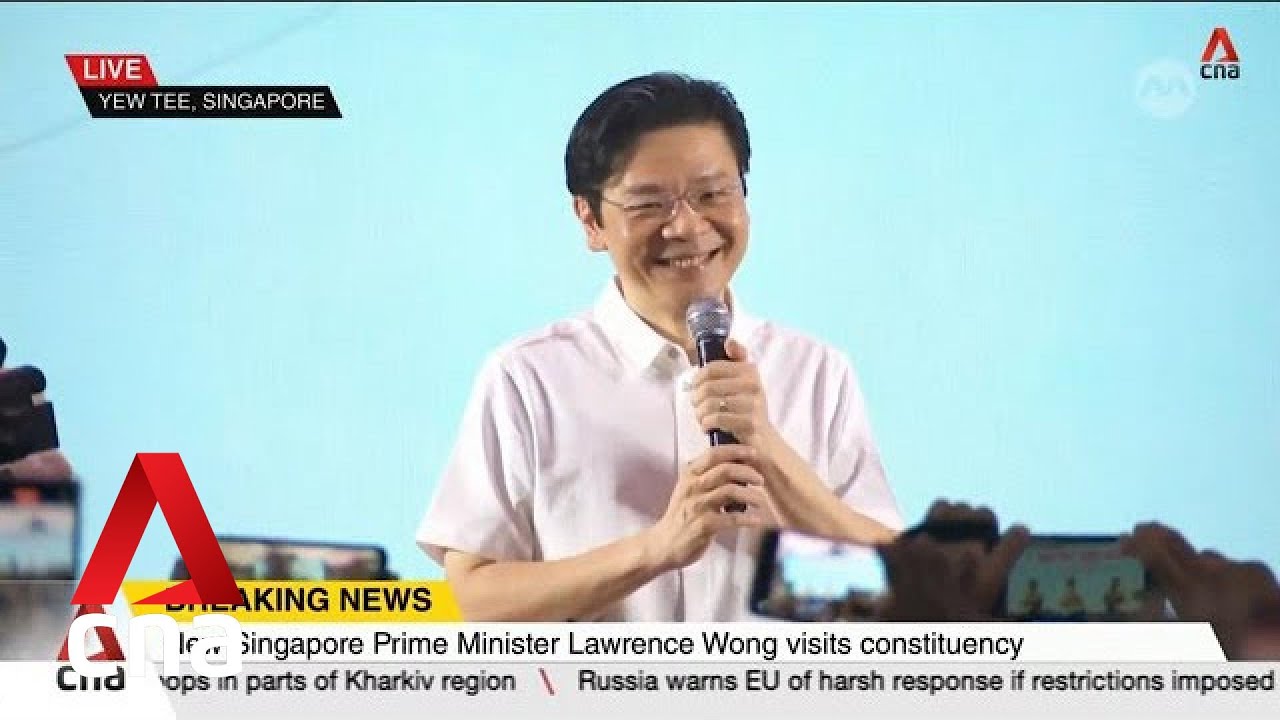 Hundreds of Marsiling-Yew Tee residents gather to commemorate swearing-in of PM Wong