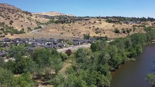 Man sues city over disputed East End land