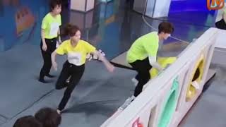 Happy Camp 快乐大本营 Vương Nhất Bác Wang Yibo 王一博 and Tiêu Chiến Xiao Zhan 肖战 / 博君一肖超话 / lutra太一