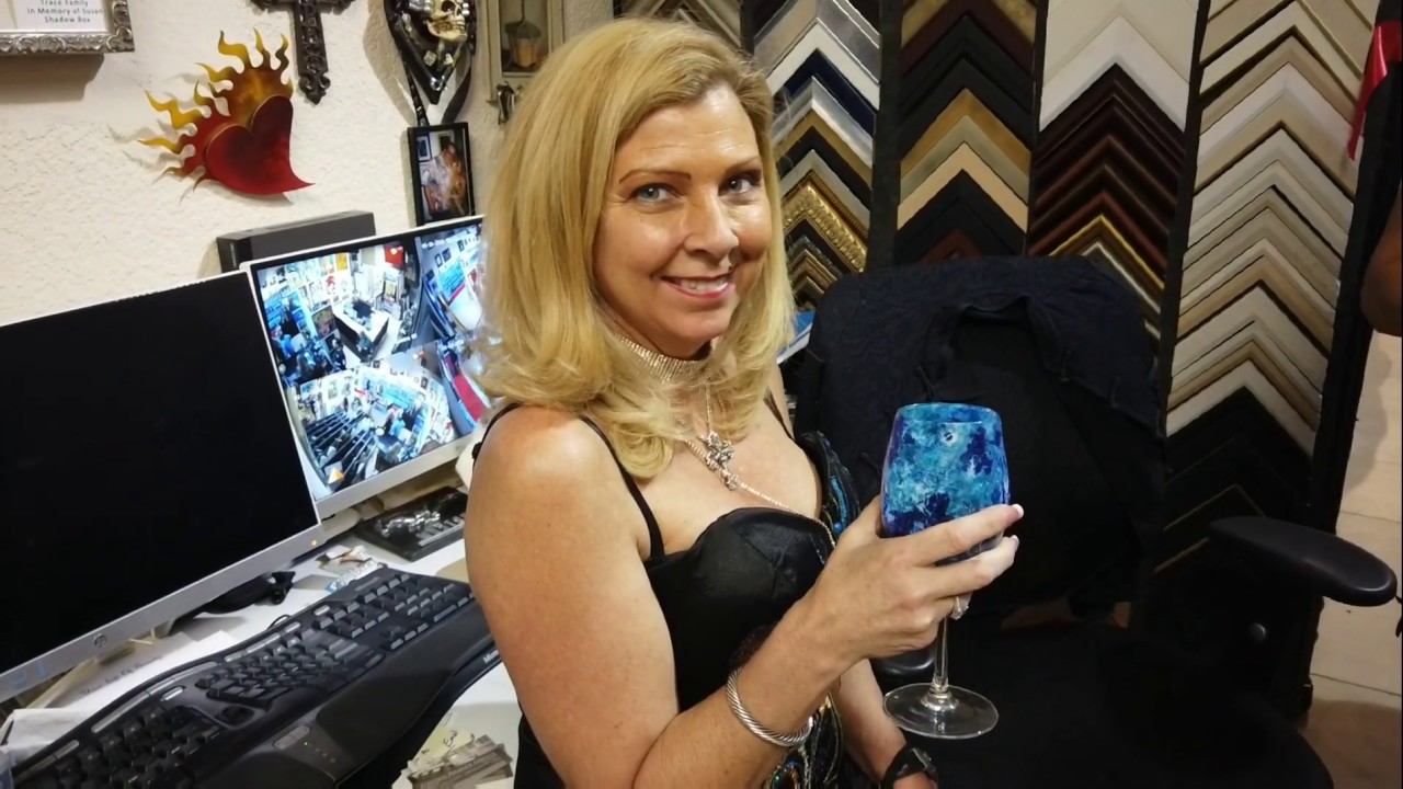 North Beach Art Gallery, Fort Lauderdale Charity event. Jan, 16, 2020