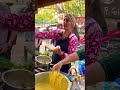 viral vadapav girl ke chakar mein ladki gir gayi #streetfood #vadapavgirl #viralgirl #vadapavlove