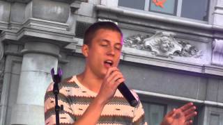 LOIC NOTTET - DIAMONDS (RIHANNA - NAMUR)