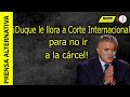 El papelón de Duque: Uribista le pone la alfombra al fiscal del CPI durante su visita a Colombia!