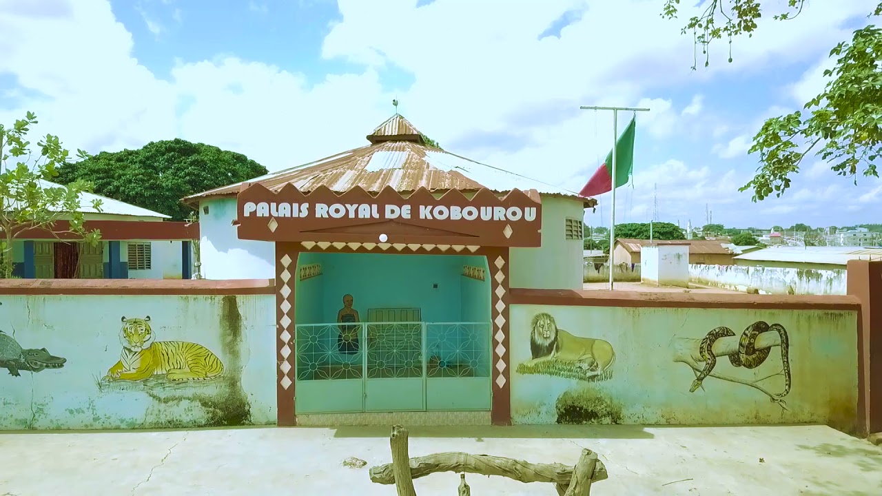 DOCUMENTAIRE SUR LA CITE DE KOBOUROU BY MAGIC FRAME