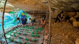 Nomadic life in the mountains: building a toilet in the mountains