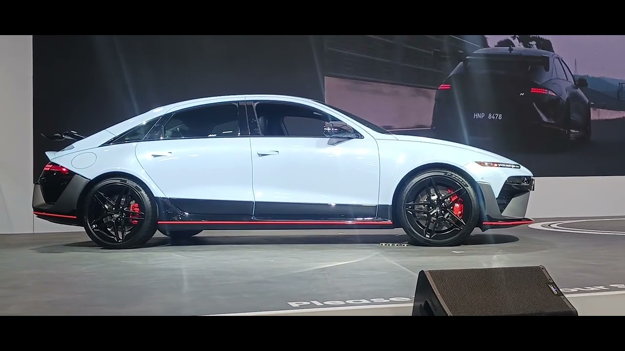 Canadian International Autoshow 2026 - Hyundai unveils NEW Hyundai Crater concept 