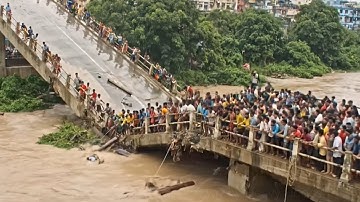 Moment the Bridge Almost Swept Away by Heavy Floods!
