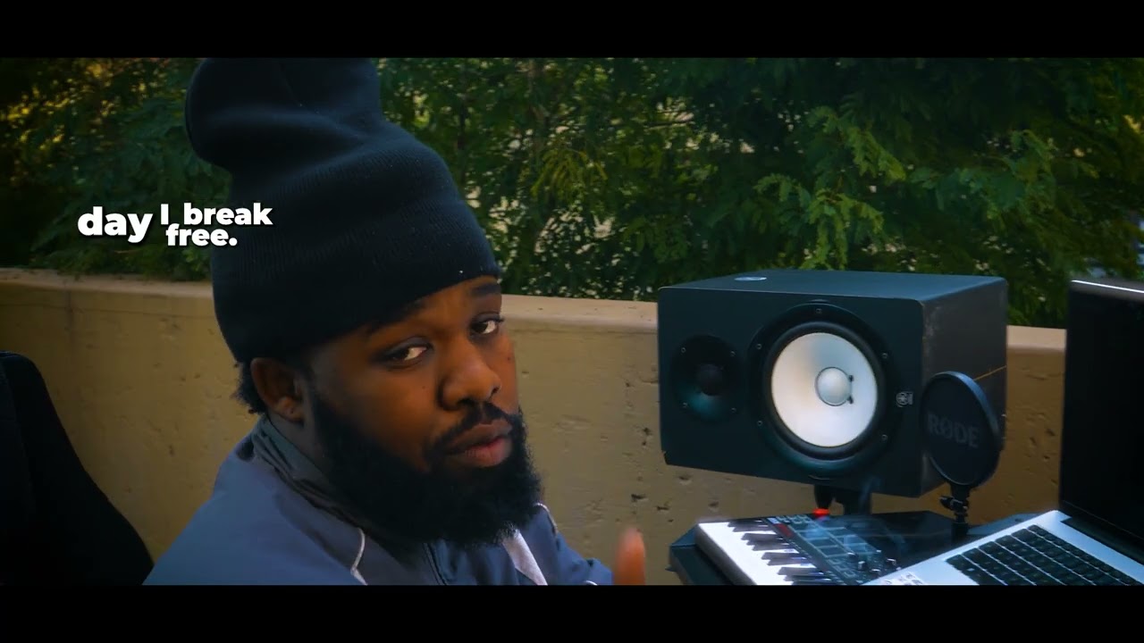 Guarda ANOTHER DAY ViSUALiZER + LYRiC ViDEO (SHOT BY @thesiyamangena ) su YouTube Guarda ANOTHER DAY ViSUALiZER + LYRiC ViDEO (SHOT BY @thesiyamangena ) su YouTube