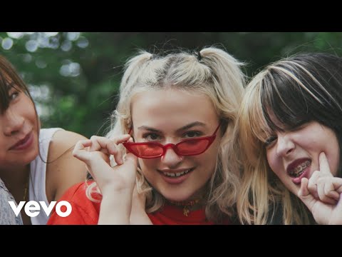 Chloe Lilac - Summer (Official Video)