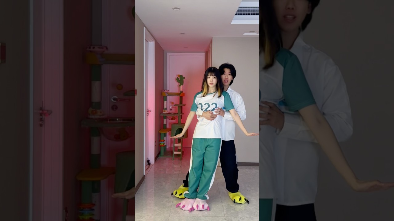 WAIT FOR IT!🤣#dance #squidgame #funny #player222