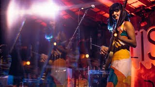 Miniatura de vídeo de "Khruangbin | Otis Live"