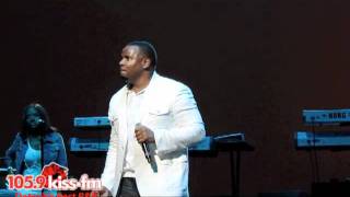 Avant Performs Don't Say No, Just Say Yes