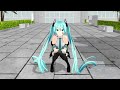 しゃがみ込みミクさん