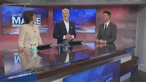 Lee announces shift change, reflects with Sharon, ...